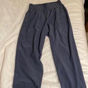 HALARA size medium joggers
